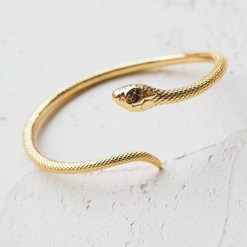 Snake design Bangle